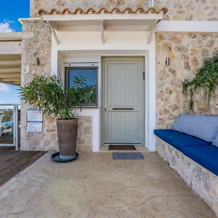 Alfresco Villa *